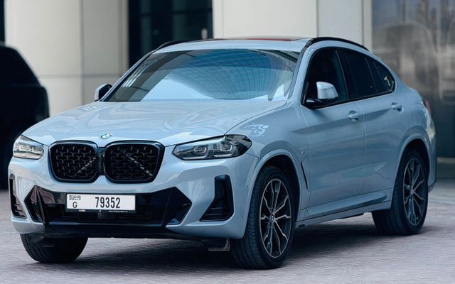 BMW X4 - image 1