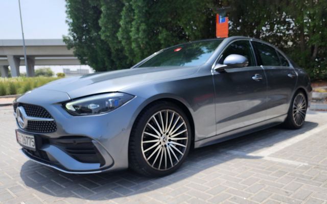 Mercedes C200 - image 1