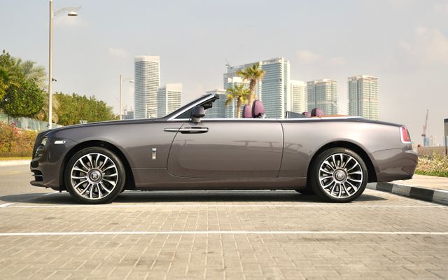 ROLLS ROYCE DAWN - image 3