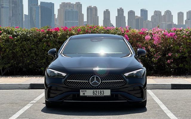 Mercedes Benz CLE200 - image 2