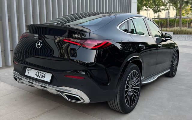 MERCEDES GLC 200 - image 4