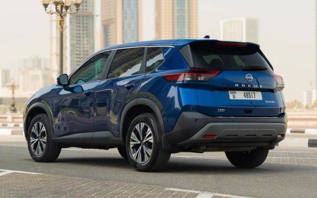 NISSAN ROGUE - image 4