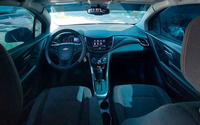 Chevrolet Trax - image 4