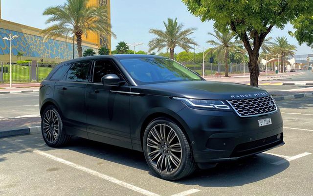 RANGE ROVER VELAR - image 1