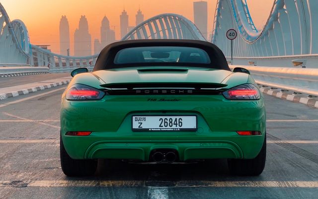 PORSCHE BOXSTER 718 - image 4