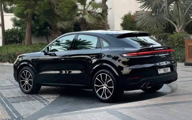 PORSCHE CAYENNE COUPE 2024 - image 2