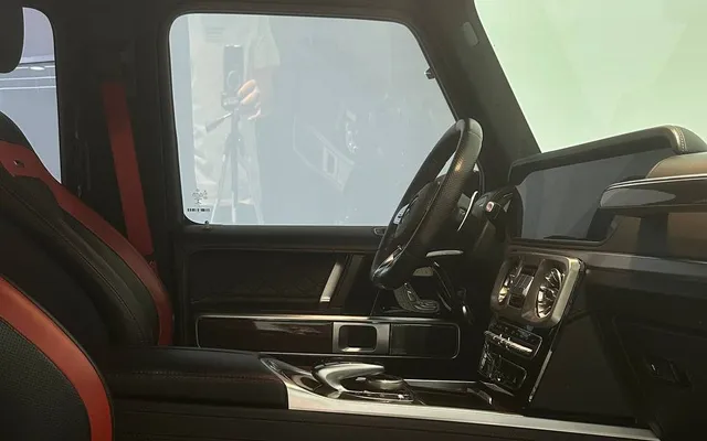 MERCEDES-BENZ G63 - image 4