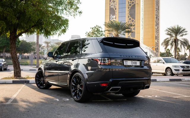 RANGE ROVER SPORT HST - image 2