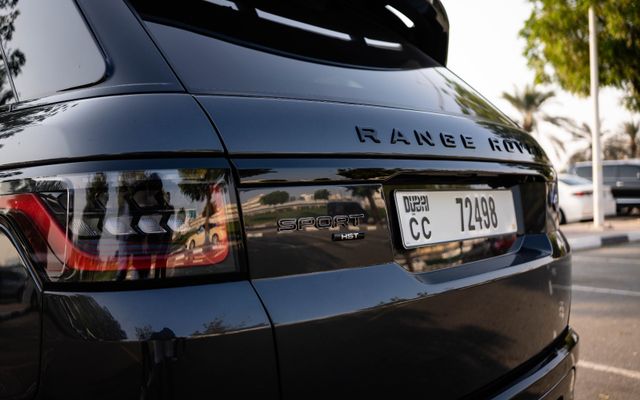 RANGE ROVER SPORT HST - image 4
