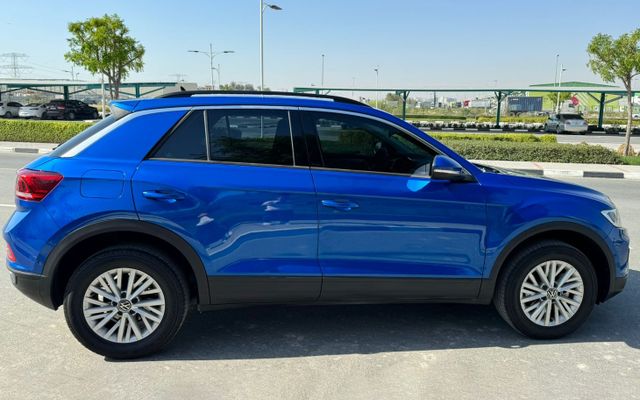 VOLKSWAGEN T-ROC – Picture 3