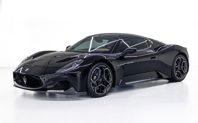 Maserati MC20 - image 1