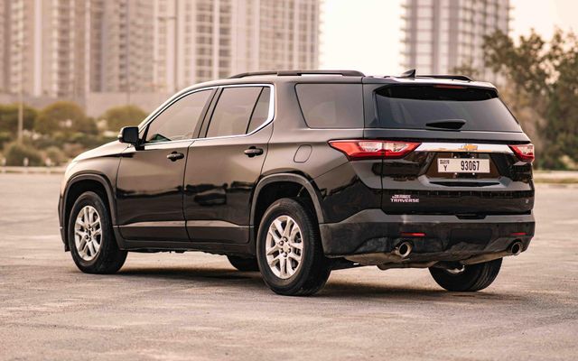 CHEVROLET TRAVERSE - image 4