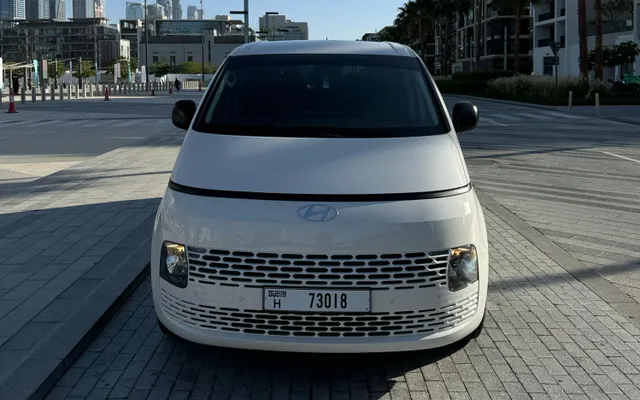 Hyundai Staria - image 4