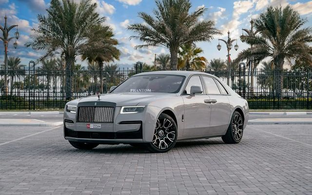 ROLLS ROYCE GHOST - image 1