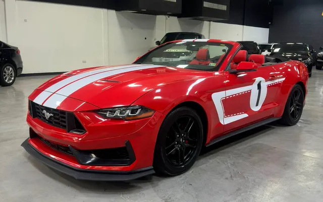 Mustang GT convertible - image 1