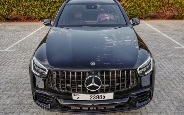 Mercedes GLC300 - image 4
