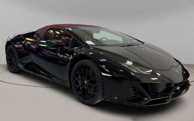 Lamborghini Huracan Evo Spider - image 4