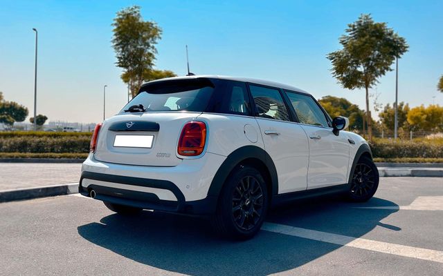 Mini Cooper - image 4