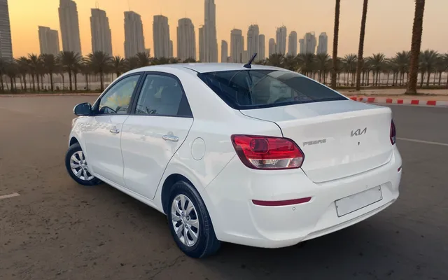Kia Pegas - image 3