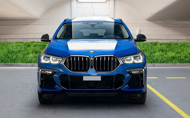 BMW X6 M50I - image 2