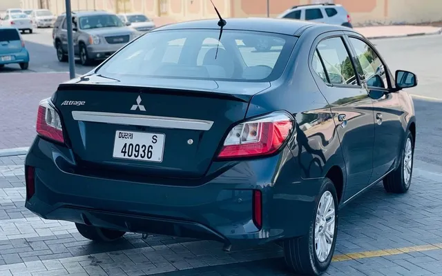 MITSUBISHI ATTRAGE - image 4