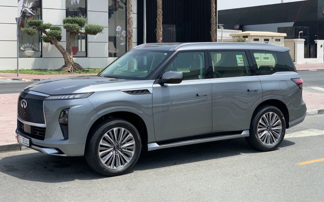 INFINITI QX 80 - image 1