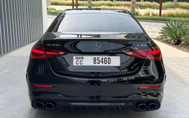 Mercedes-Benz C43 AMG Sport - image 4