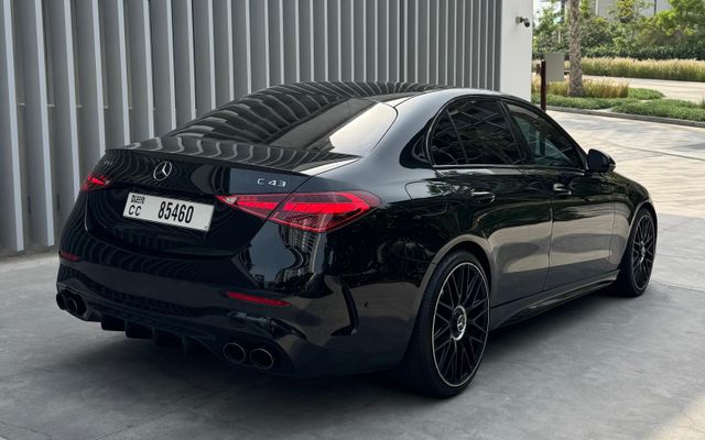 Mercedes-Benz C43 AMG Sport - image 3