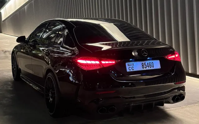 Mercedes-Benz C43 AMG Sport - image 3