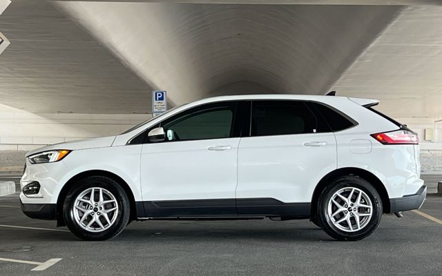 Ford Edge - image 2