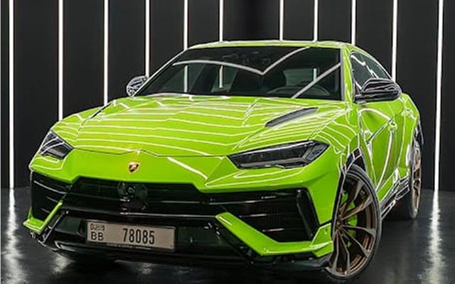 LAMBORGHINI URUS 2024 - image 3