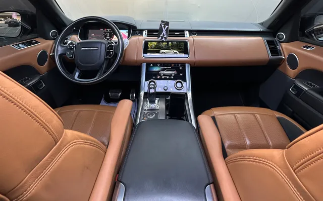 RANGE ROVER SPORT - image 4