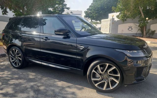RANGE ROVER SPORT-red interior - image 2
