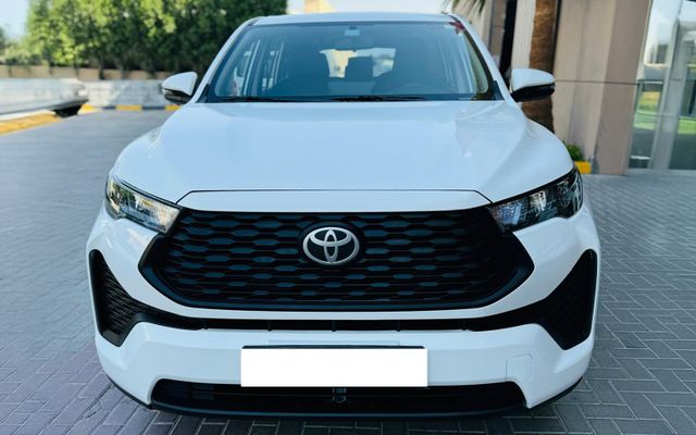 TOYOTA INNOVA HYBRID 2.0L 8 STR AT 2024 - image 3