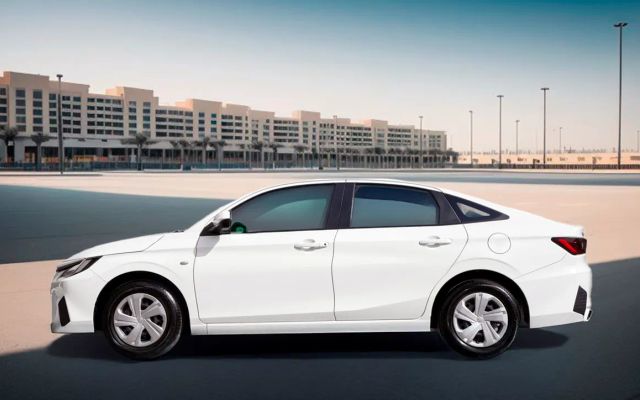 Toyota Yaris 1.5L - image 2