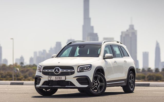 Mercedes GLB250 - image 1