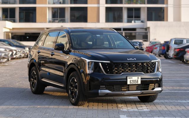 KIA Sorento - image 1