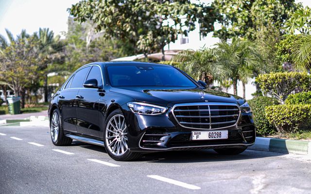 Mercedes S 500 - image 1