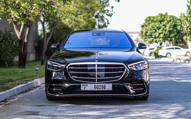 Mercedes S 500 - image 2