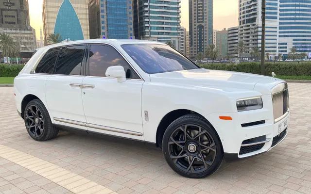 ROLLS ROYCE CULLINAN - image 3