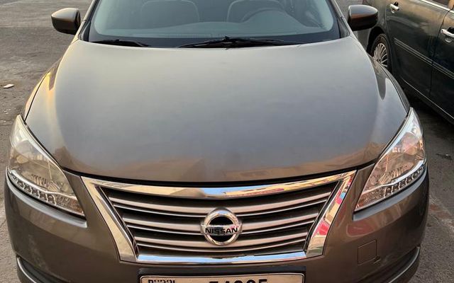 NISSAN SENTRA - image 1