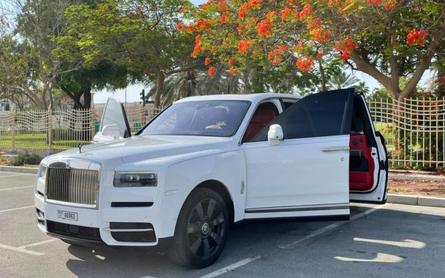 ROLLS ROYCE CULLINAN - image 1