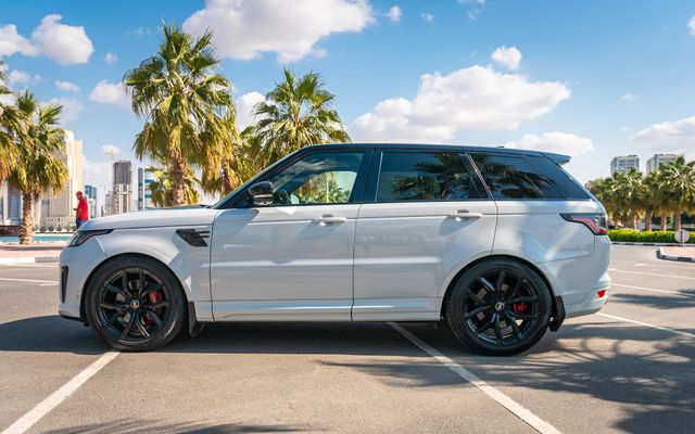 RANGE ROVER SVR - image 2