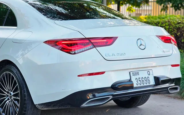 MERCEDES CLA250 - image 3