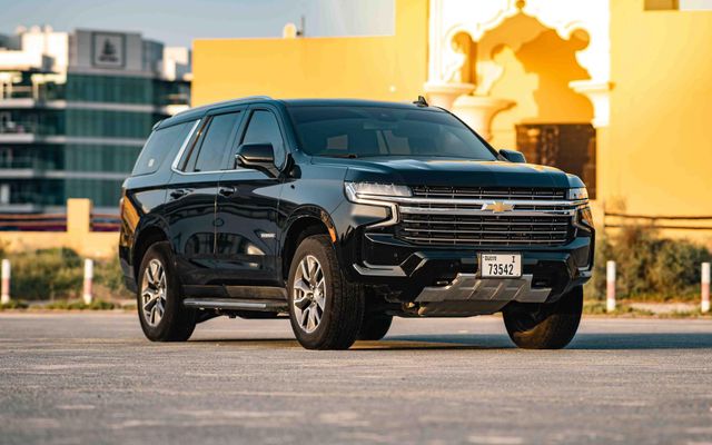 CHEVROLET TAHOE - image 3