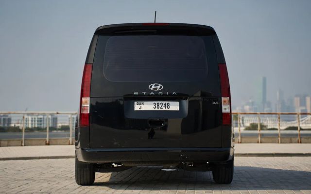 Hyundai Staria - image 4