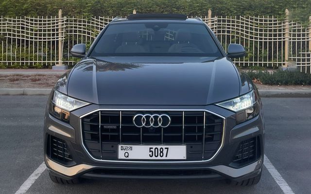 AUDI Q8 - image 1