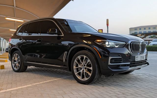BMW X5 - image 4