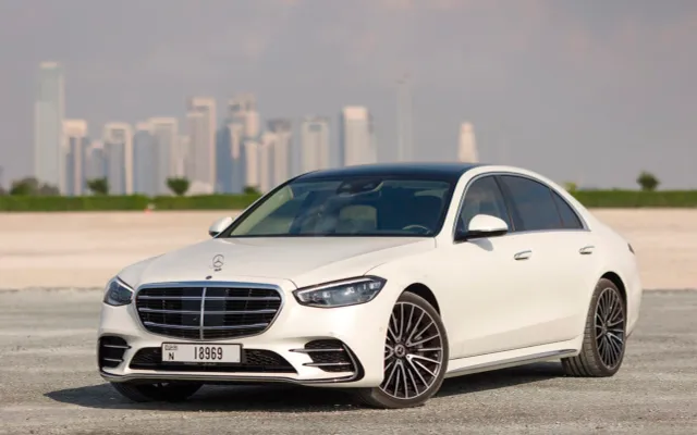 Mercedes S500 - image 1