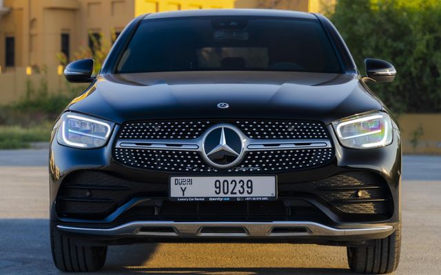 Mercedes GLC 200 - image 3